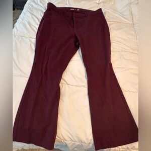 Old Navy High Rise Pixie Pants w/ Pockets - Size 18 Maroon/Red
